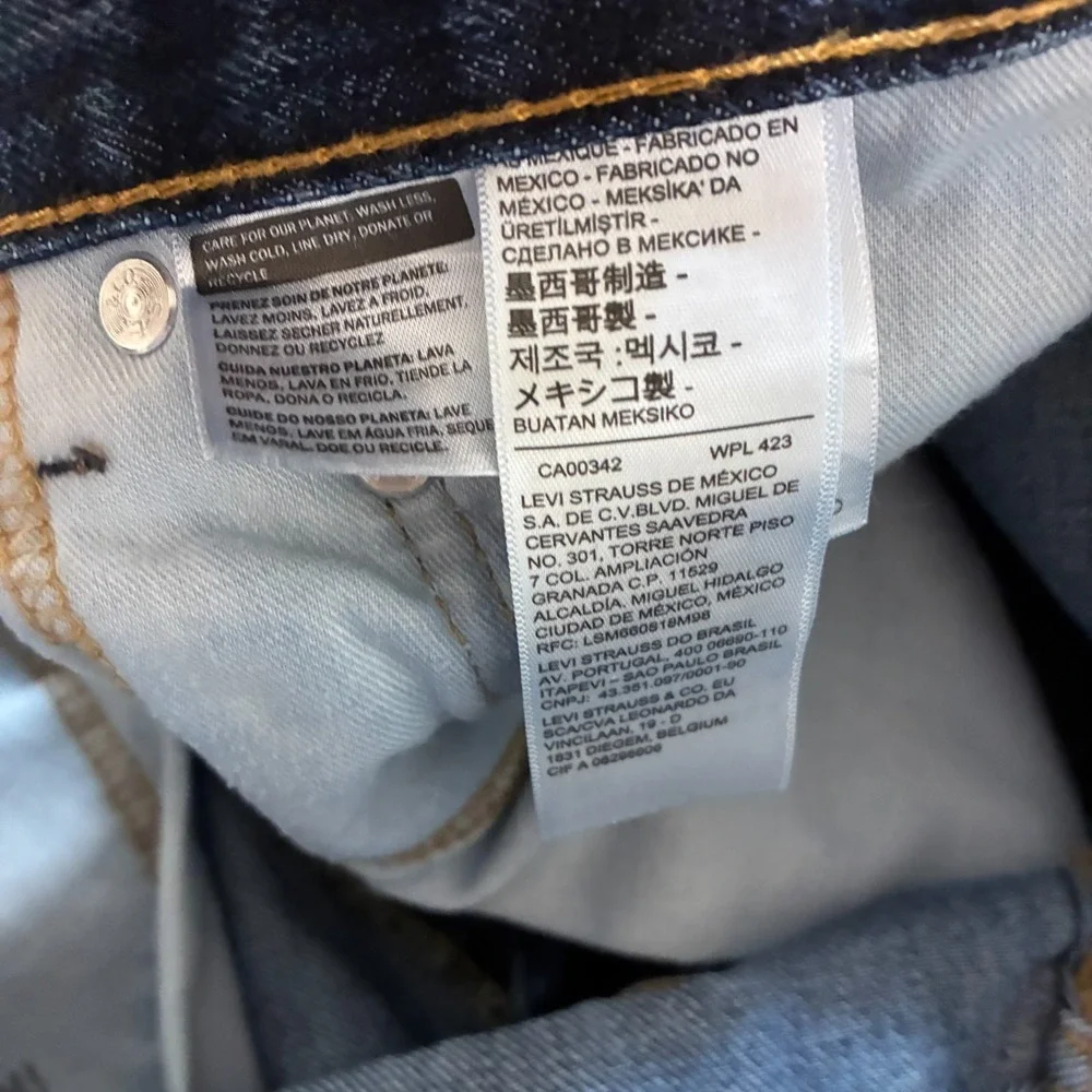 Levi's 550 Jeans Men's 34x32 Denim Dark Wash Relaxed Fit Classic Work Preppy